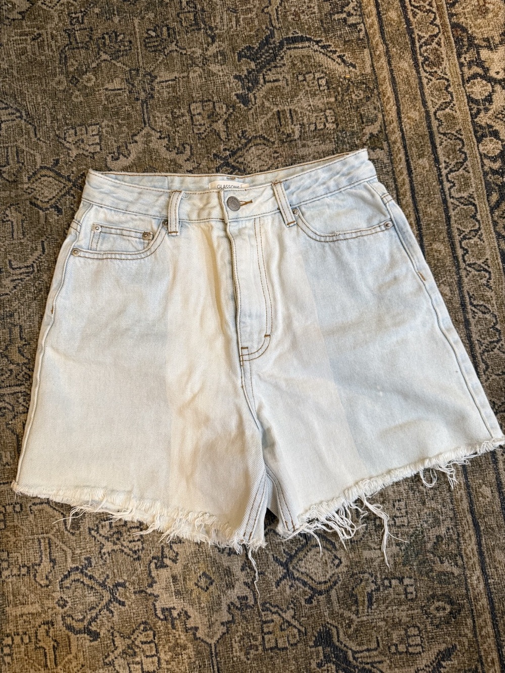 Glassons Frayed two-tone light wash Jean Shorts